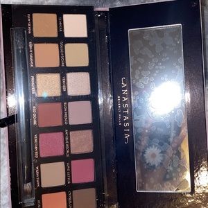 Modern renaissance pallet (original)